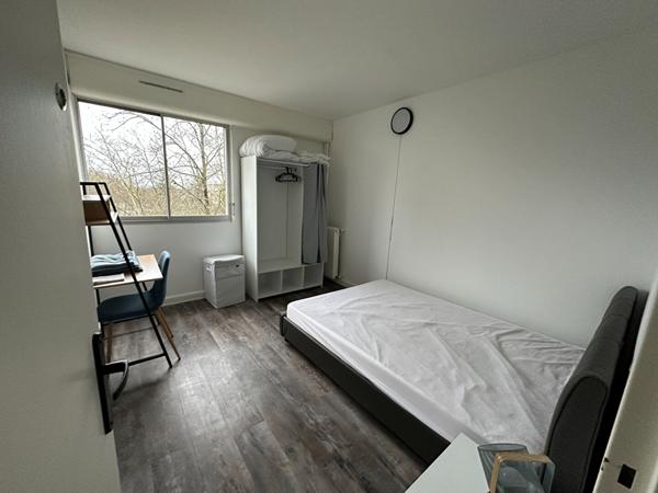 POITIERS - Appartement T5 - 90 m² - REFAIT A NEUF