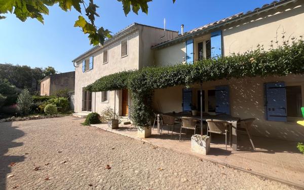 Maison à vendre    4 pièces • 137 m2 Le Thor