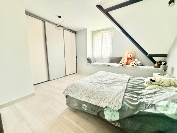 Magnifique Maison 190 m2 - 5 chambres - Piscine