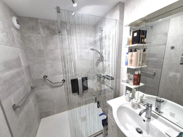 Appartement à vendre 3 pièces 66m² Arras (62000)