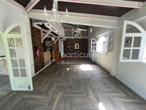 Location
                Maison109 m² - 5 Pièces -
                    SAINTE ANNE (97180)