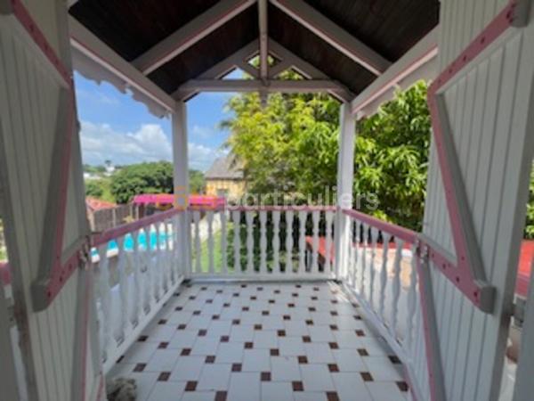 Location
                Maison109 m² - 5 Pièces -
                    SAINTE ANNE (97180)