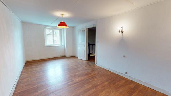 Ferme 7 pièces, 200m2 + grange