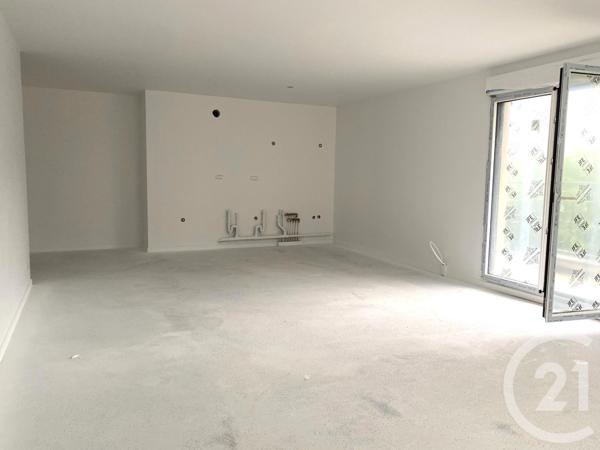 Appartement F4 à vendre  4 pièces - 90,85 m2 DOURDAN - 91