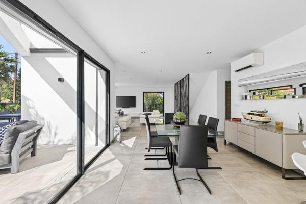 Vente Maison de luxe Sanary-sur-Mer 5 Pièces 150 m²