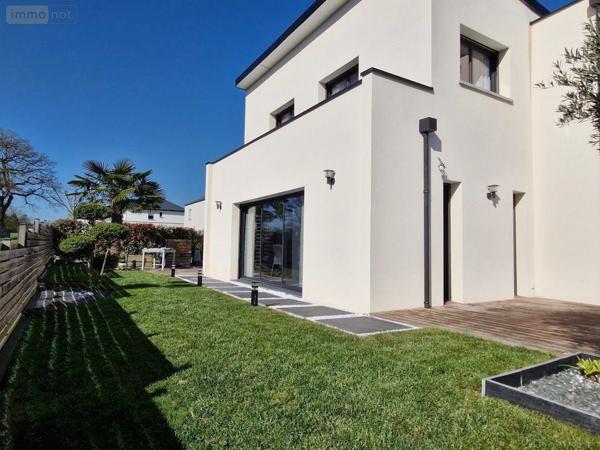 Maison à vendre à Noyal-sur-Vilaine en Ille-et-Vilaine (35530), ref : 228-IDG