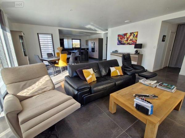 Maison à vendre à Noyal-sur-Vilaine en Ille-et-Vilaine (35530), ref : 228-IDG