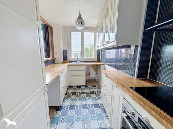 Appartement 299 000 € Colombes 5 p 83 m² DPE E