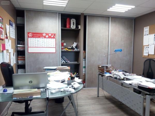 Entrepôt et bureaux à vendre à Villaines-la-Juhel en Mayenne (53700), ref : 1304