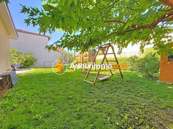 Vente Maison 5 pièces 110 m2 à Bourgoin-Jallieu