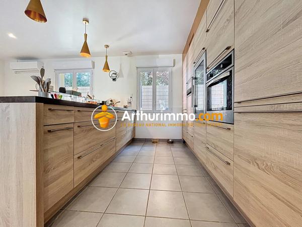 Vente Maison 5 pièces 110 m2 à Bourgoin-Jallieu