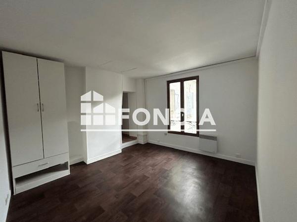 Location Studio 22 m² - 15 BIS RUE DE L'EPERON Pontoise 95300