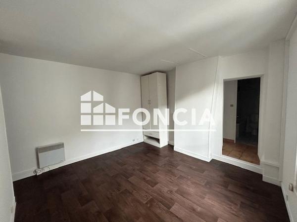 Location Studio 22 m² - 15 BIS RUE DE L'EPERON Pontoise 95300