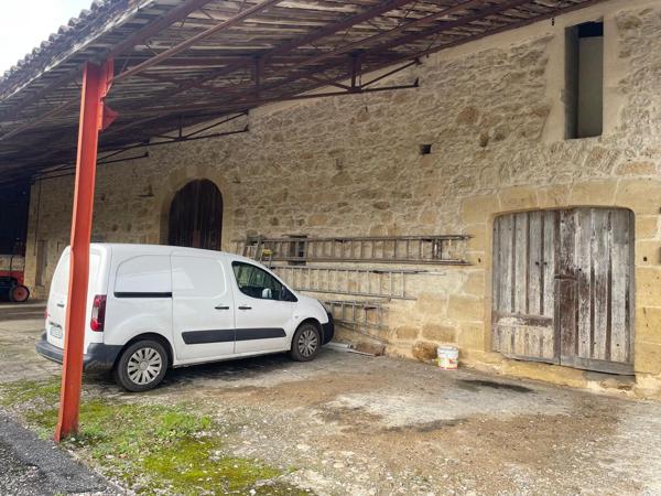 Manoir du XVIIIe siècle, niché au cœur du Lot-et-Garonne.