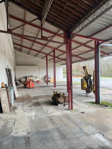 Manoir du XVIIIe siècle, niché au cœur du Lot-et-Garonne.
