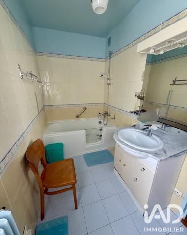 Maison à vendre 1 pièce 92 m² Aÿ-Champagne