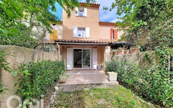 Maison à vendre    4 pièces • 83,60 m2 Le Beausset