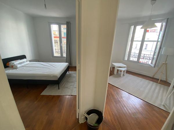 proche place république