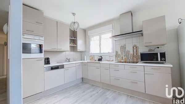 Maison 5 pièces de 100 m² à Les Auxons (25870)