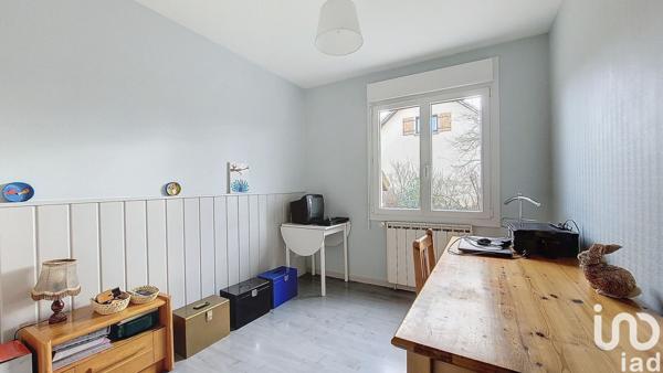 Maison 5 pièces de 100 m² à Les Auxons (25870)