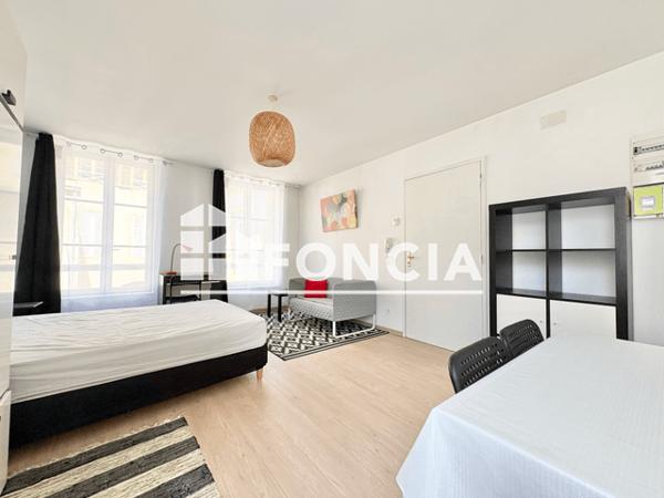 Location Studio meublé 28.32 m² - 31 RUE MAZELLE Metz 57000