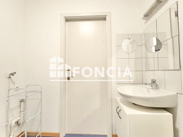 Location Studio meublé 28.32 m² - 31 RUE MAZELLE Metz 57000