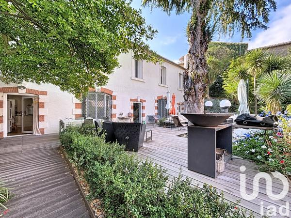 Maison à vendre 5 pièces 196 m² Vias