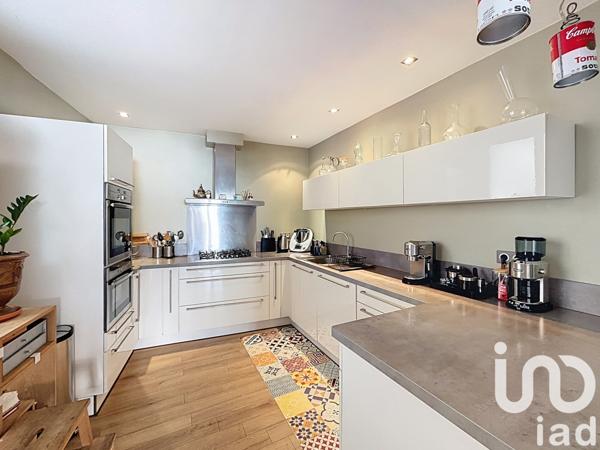 Maison à vendre 5 pièces 196 m² Vias