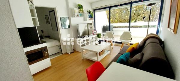 Appartement
         2 pièces
        - 28 m² 202 900 € *