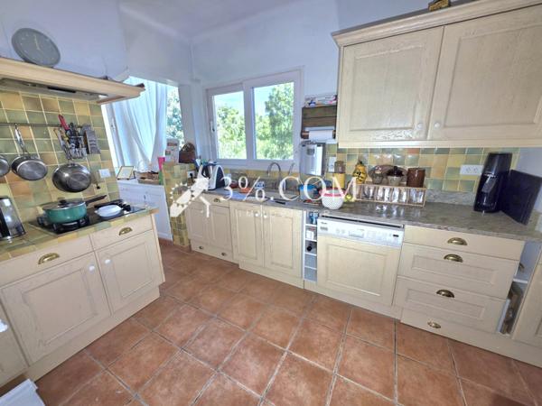 Villa 5 pièce(s) 3 chambre(s) 125 m²