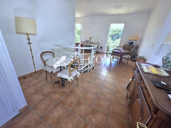 Villa 5 pièce(s) 3 chambre(s) 125 m²