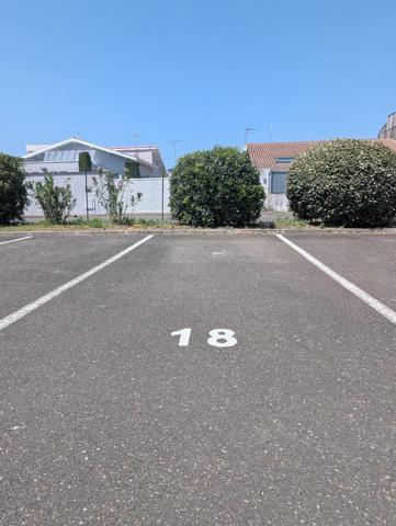 Parking / Garage à vendre à La teste de buch