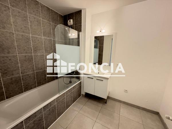 Location Appartement 3 pièces 60.83 m² - Nantes 44000