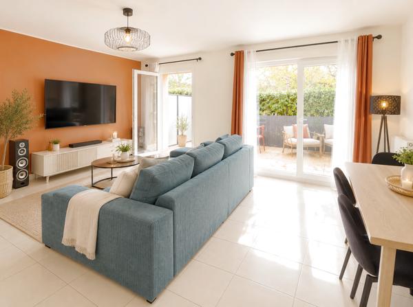 APPARTEMENT EN REZ DE JARDIN - TERRASSE 30M2 - EXCELLENT ETAT - CALME et à l'abri des regards - A proximité de