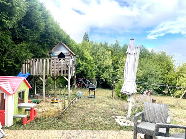 PAVILLON SUR SOUS SOL /// AU CALME // MIREBEAU