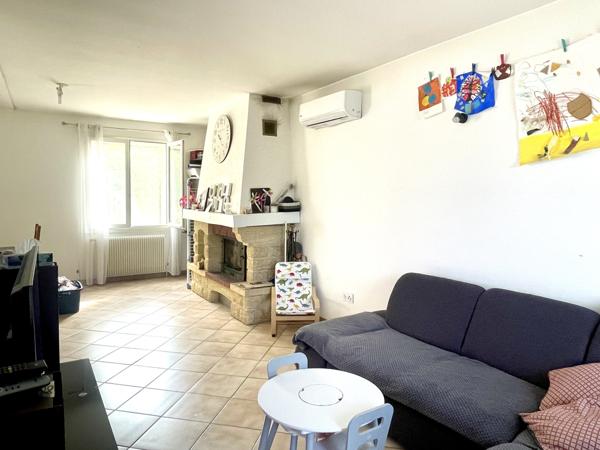 PAVILLON SUR SOUS SOL /// AU CALME // MIREBEAU