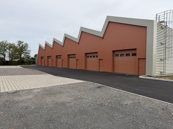 Local commercial - MONTROND LES BAINS