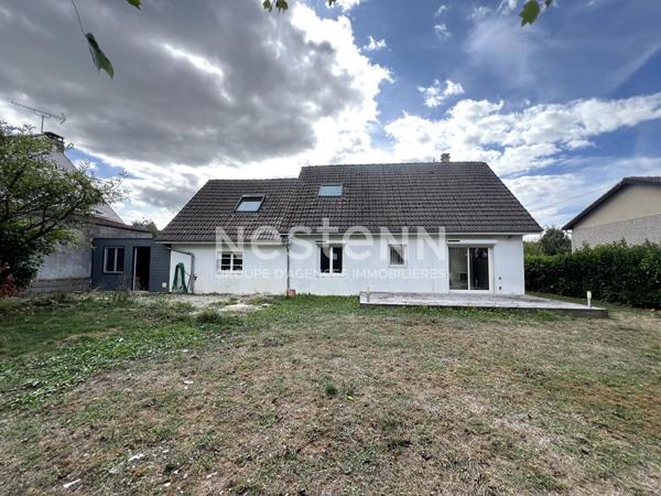BAUDONVILLIERS : Maison 6 pièces, 3 chambres, jardin, terrasses, garage