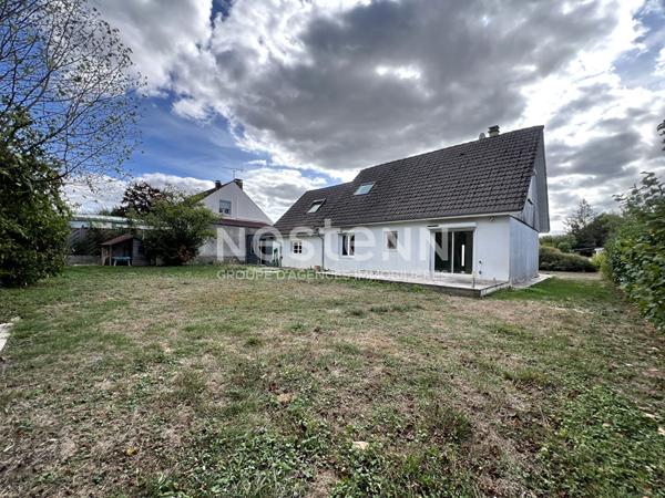 BAUDONVILLIERS : Maison 6 pièces, 3 chambres, jardin, terrasses, garage