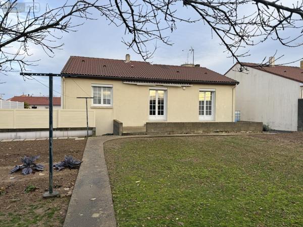 Maison à vendre à Saint-Léger-sous-Cholet dans le Maine-et-Loire (49280), ref : 49058-1547