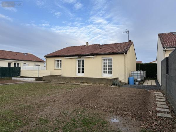 Maison à vendre à Saint-Léger-sous-Cholet dans le Maine-et-Loire (49280), ref : 49058-1547