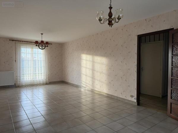 Maison à vendre à Saint-Léger-sous-Cholet dans le Maine-et-Loire (49280), ref : 49058-1547