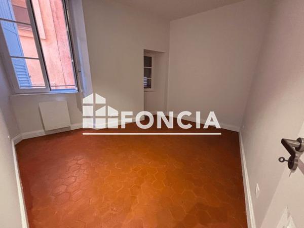 Location Appartement 2 pièces 51 m² - Grasse 06130