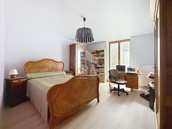 Maison à vendre à Pussay 4 pièce(s) 130 m2