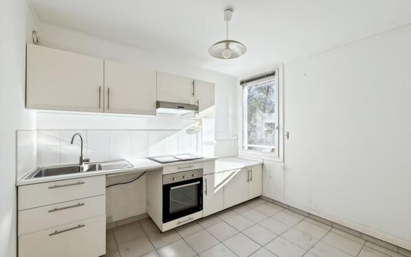 Appartement à vendre    4 pièces • 65,61 m2 Martigues