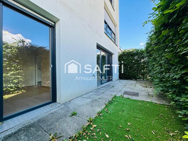 Appartement LIBRE D'OCCUPANT en rez de jardin !