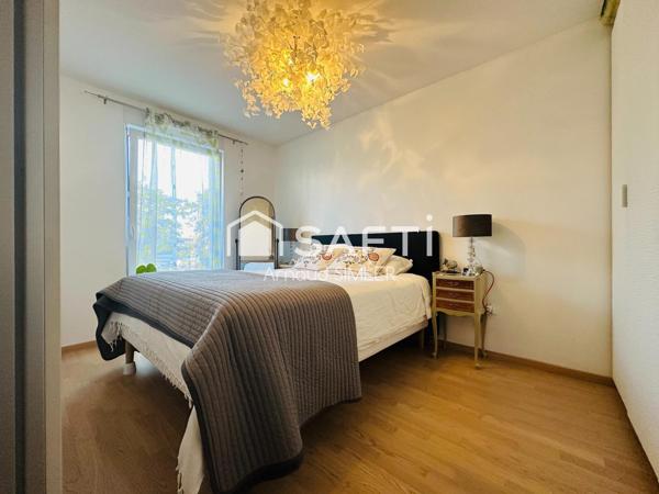Appartement LIBRE D'OCCUPANT en rez de jardin !