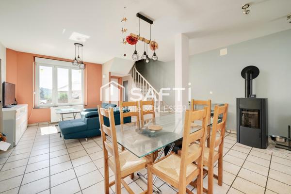 Maison mitoyenne lumineuse de 95 m² avec jardin – Clé en main