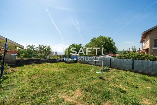 Maison mitoyenne lumineuse de 95 m² avec jardin – Clé en main