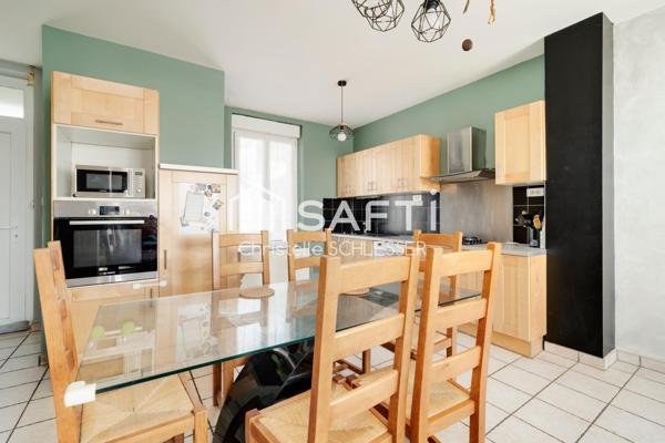 Maison mitoyenne lumineuse de 95 m² avec jardin – Clé en main